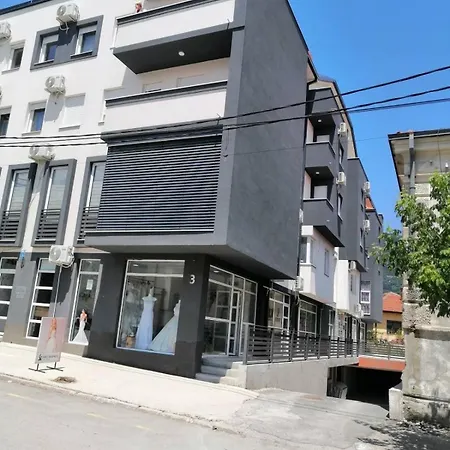 Apartment Center *