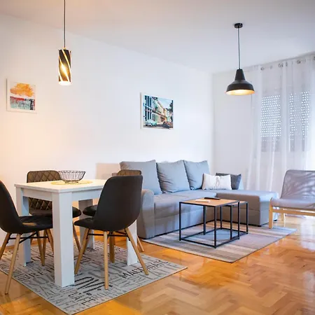 Apartment Center