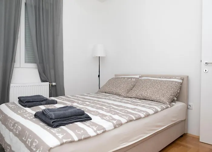 Διαμέρισμα Center Βράνιε