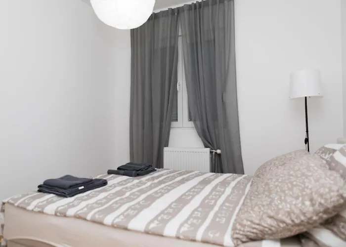 Center Διαμέρισμα Βράνιε